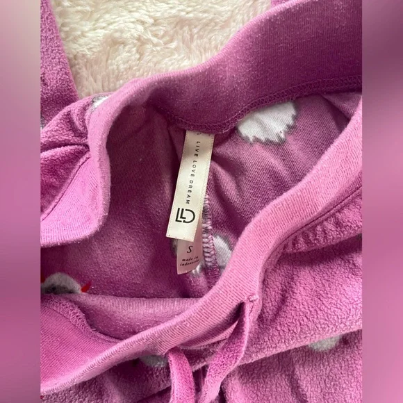 Pjs - Picture 3 of 3